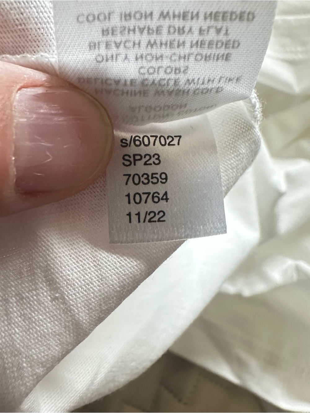 Ann Taylor white V neck tshirt XL NWT - Picture 6 of 6